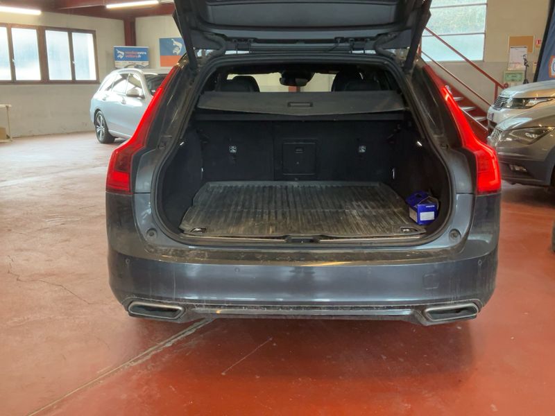 Volvo V90 2.0 T4 R-Design 2018 – снимка 16