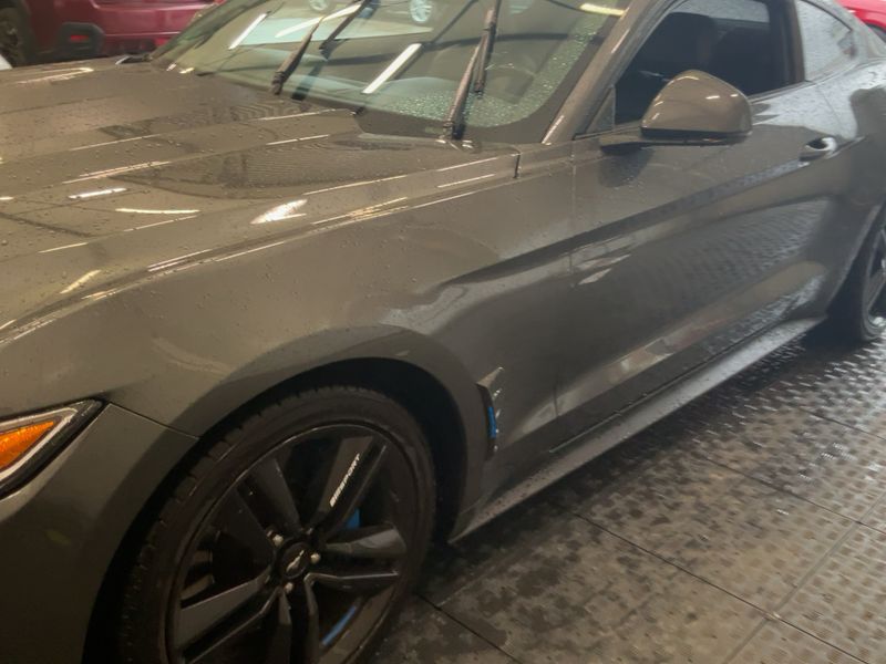 Ford Mustang 2.3 EcoBoost Basis 2017 – снимка 2