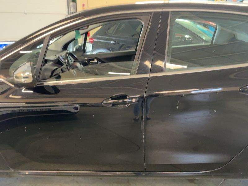 Peugeot 208 1.2 PureTech Allure 2016 – снимка 4