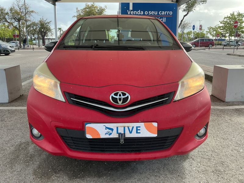 Toyota Yaris 1.0 VVT-i 2014 – снимка 14