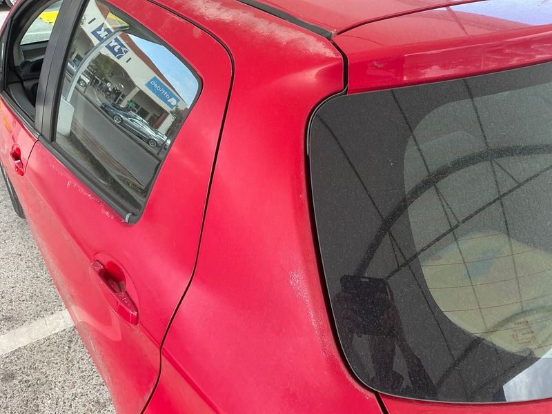 Toyota Yaris 1.0 VVT-i 2014 – снимка 35