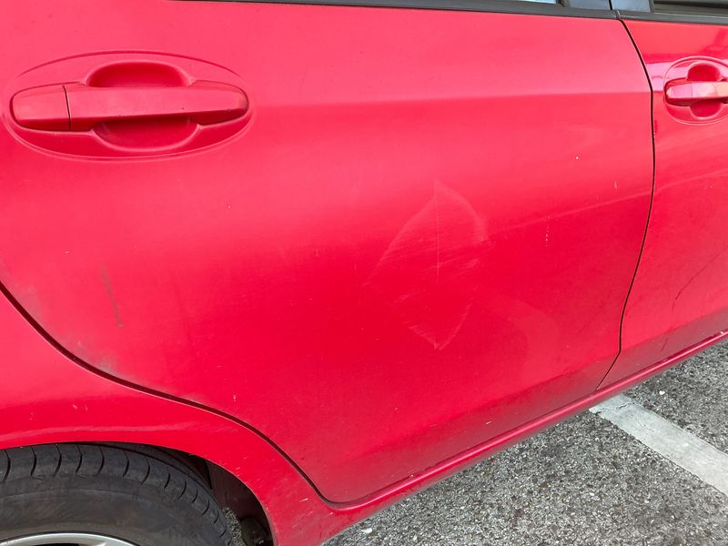 Toyota Yaris 1.0 VVT-i 2014 – снимка 26