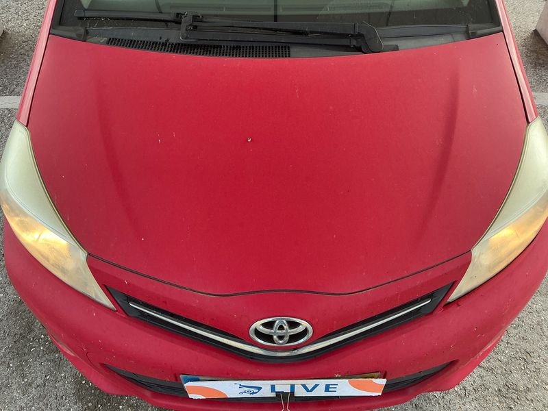 Toyota Yaris 1.0 VVT-i 2014 – снимка 56