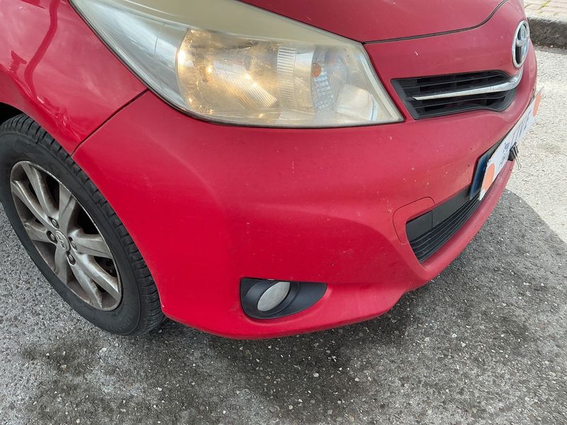 Toyota Yaris 1.0 VVT-i 2014 – снимка 51
