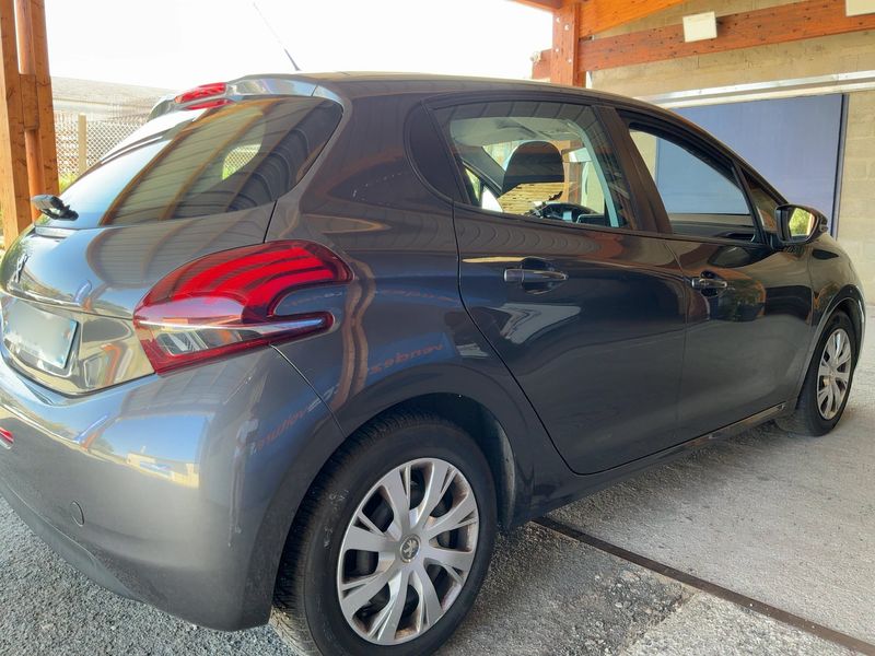 Peugeot 208 1.5 Blue-HDi Active 2019 – снимка 8