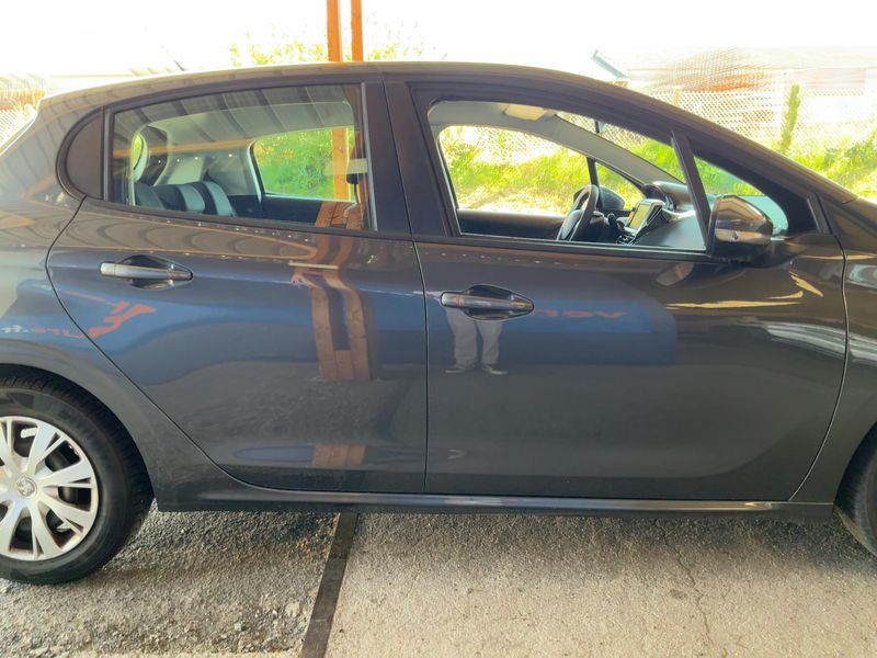 Peugeot 208 1.5 Blue-HDi Active 2019 – снимка 10
