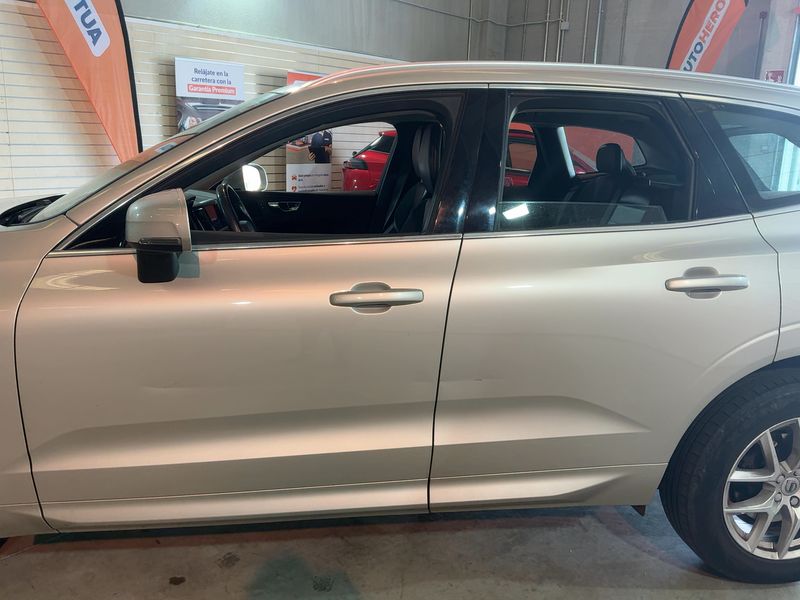 Volvo XC60 2.0 B5 Diesel Mild-Hybrid Business Plus AWD 2020 – снимка 4