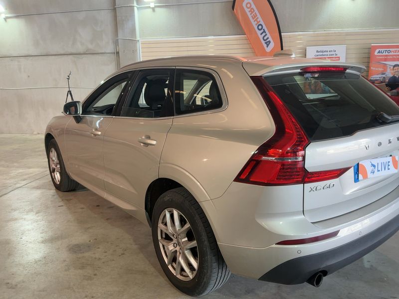 Volvo XC60 2.0 B5 Diesel Mild-Hybrid Business Plus AWD 2020 – снимка 6
