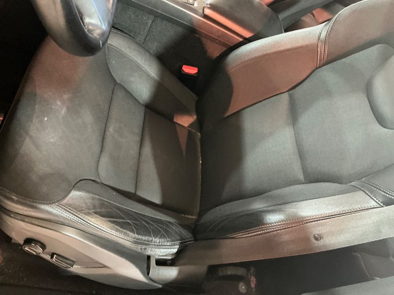 Volvo XC60 2.0 B5 Diesel Mild-Hybrid Business Plus AWD 2020 – снимка 38
