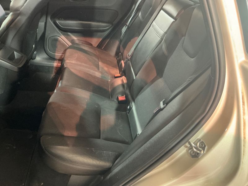 Volvo XC60 2.0 B5 Diesel Mild-Hybrid Business Plus AWD 2020 – снимка 35