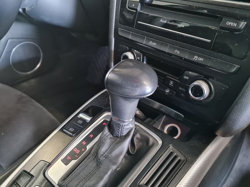 Audi A4 3.0 V6 TDI Ambition Luxe 2013 – снимка 28