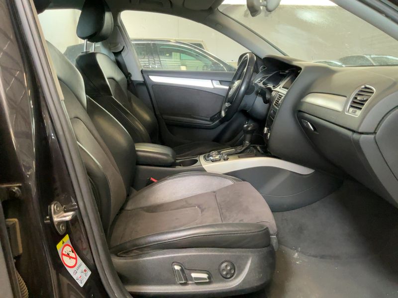 Audi A4 3.0 V6 TDI Ambition Luxe 2013 – снимка 16