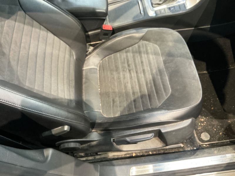 Volkswagen Passat 1.4 TSI Highline BlueMotion Tech 2012 – снимка 32