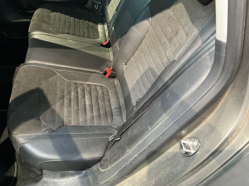 Volkswagen Passat 1.4 TSI Highline BlueMotion Tech 2012 – снимка 29