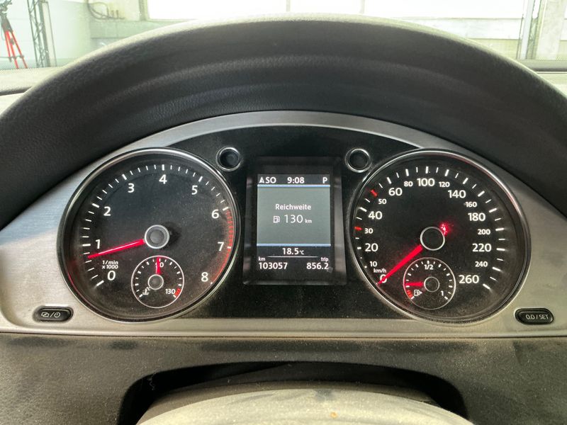 Volkswagen Passat 1.4 TSI Highline BlueMotion Tech 2012 – снимка 19