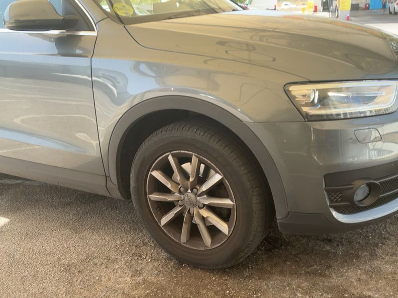 Audi Q3 2.0 TDI Ambiente 2012 – снимка 12
