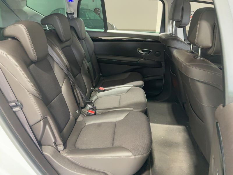 Renault Espace 1.6 dCi Energy Zen 2016 – снимка 19