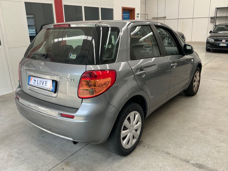 Suzuki SX4 1.6 DDiS Club/Outdoorline 2007 – снимка 2