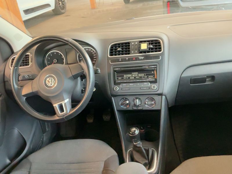 Volkswagen Polo 1.2 Comfortline 2013 – снимка 18