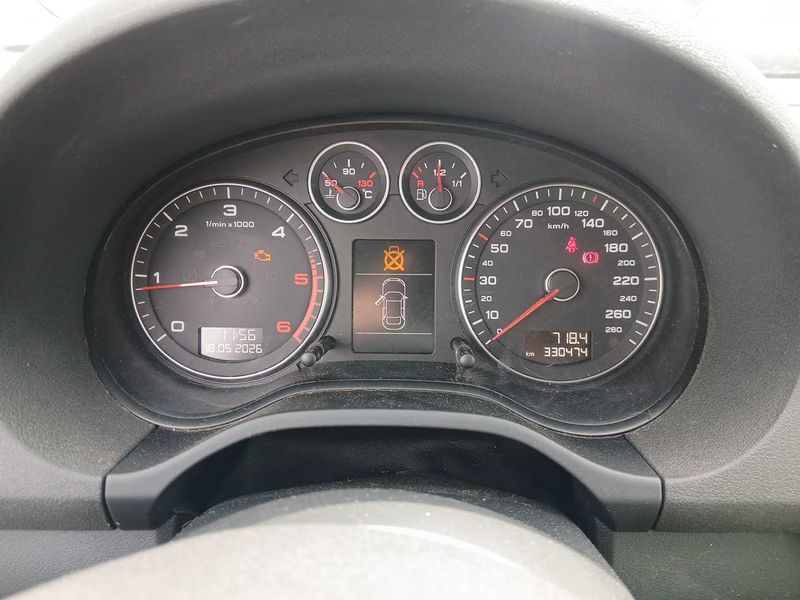 Audi A3 Sportback 1.6 TDI Ambiente 2009 – снимка 12
