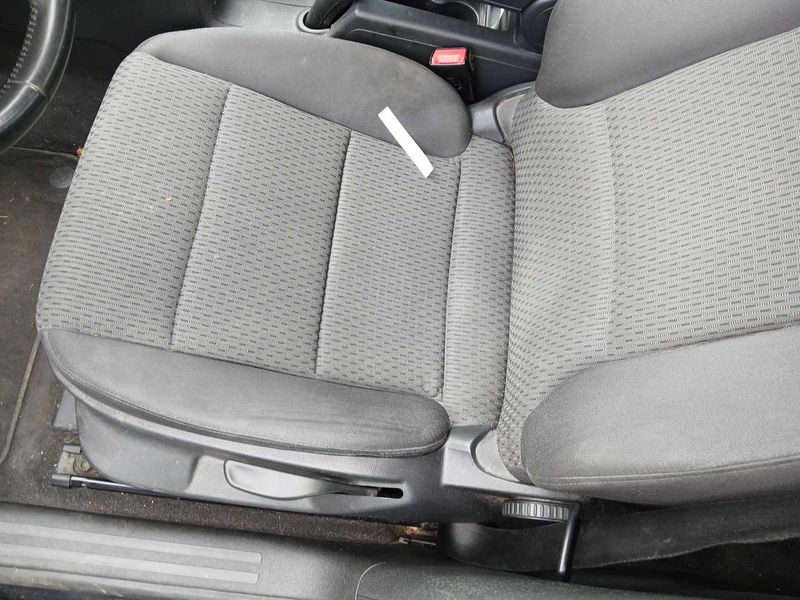 Audi A3 Sportback 1.6 TDI Ambiente 2009 – снимка 19