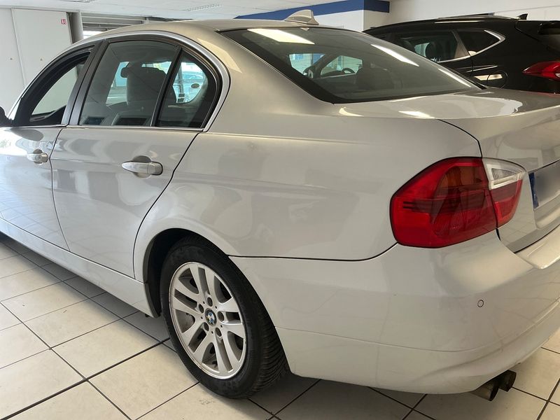 BMW 3er 325i Première 2005 – снимка 6