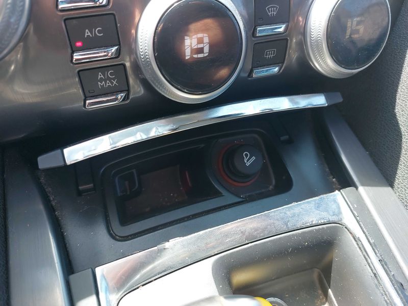Citroen DS5 1.6 e-HDi SoChic 2013 – снимка на щета 50