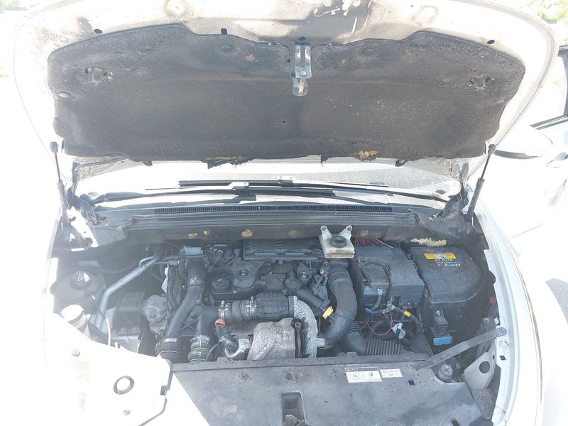 Citroen DS5 1.6 e-HDi SoChic 2013 – снимка 8