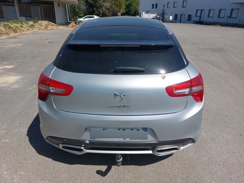Citroen DS5 1.6 e-HDi SoChic 2013 – снимка на щета 4