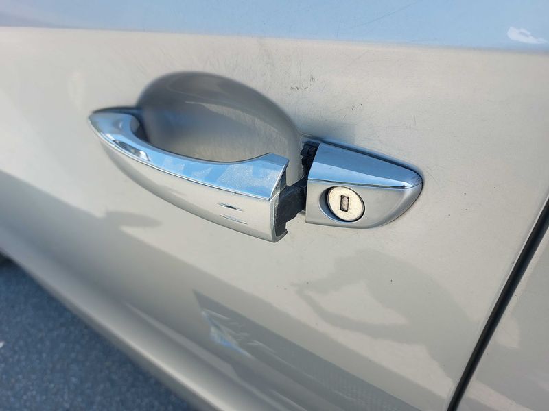 Citroen DS5 1.6 e-HDi SoChic 2013 – снимка на щета 44