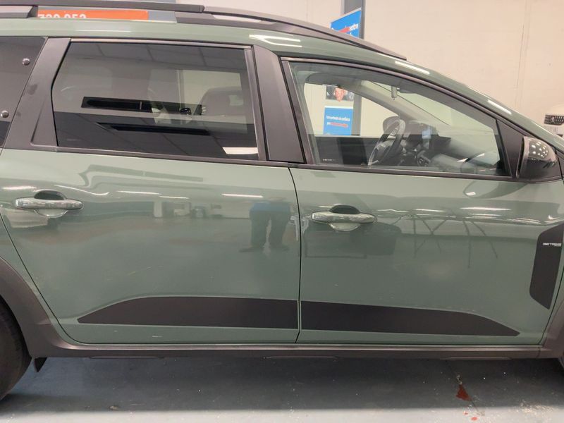 Dacia Jogger 1.0 TCe LPG Extreme+ 2023 – снимка 10