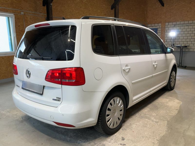 Volkswagen Touran 1.4 TGI EcoFuel Comfortline BlueMotion Tech 2014 – снимка 8
