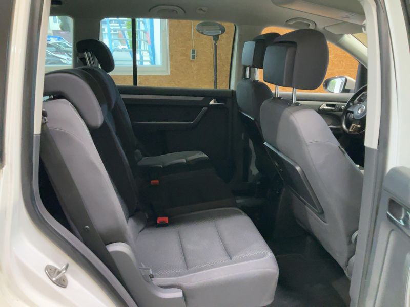 Volkswagen Touran 1.4 TGI EcoFuel Comfortline BlueMotion Tech 2014 – снимка 20