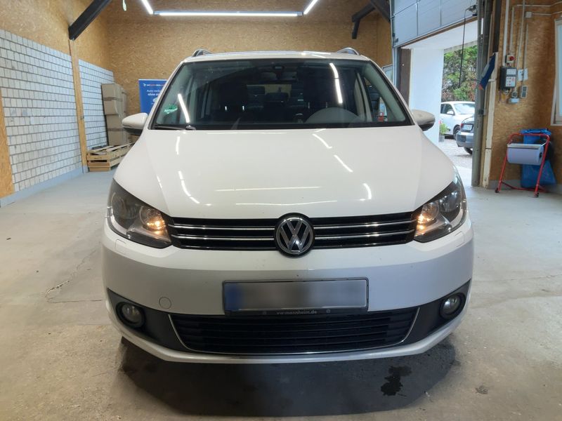 Volkswagen Touran 1.4 TGI EcoFuel Comfortline BlueMotion Tech 2014 – снимка 14