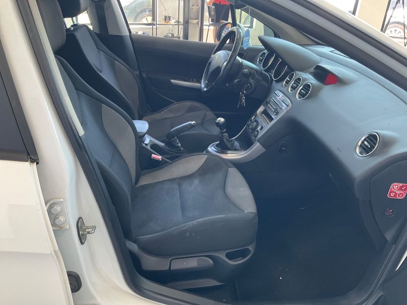 Peugeot 308 1.6 HDi Affaire Pack CD Clim 2012 – снимка 3
