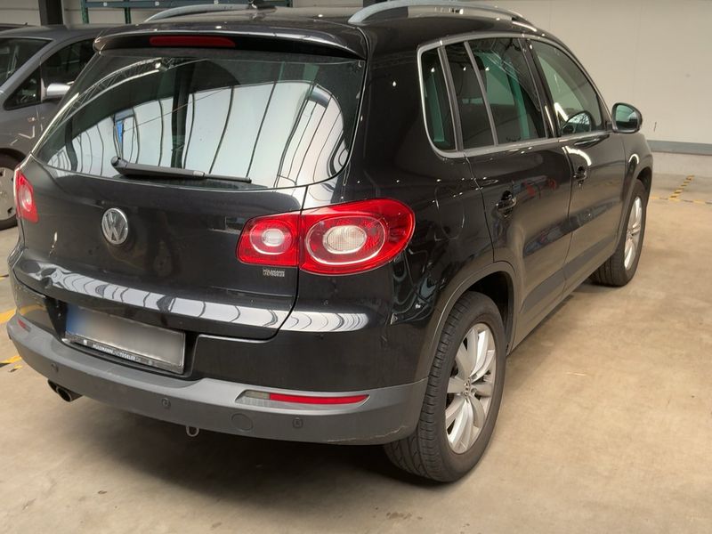 Volkswagen Tiguan 2.0 TDI Sport & Style 4Motion 2010 – снимка 8