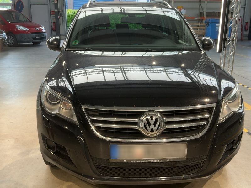 Volkswagen Tiguan 2.0 TDI Sport & Style 4Motion 2010 – снимка 14