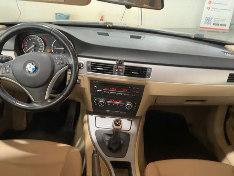 BMW 3er 320d 2008 – снимка 17