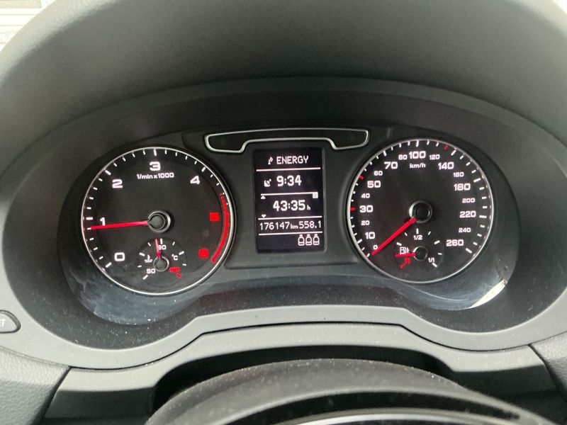 Audi Q3 2.0 TDI quattro 2014 – снимка 19