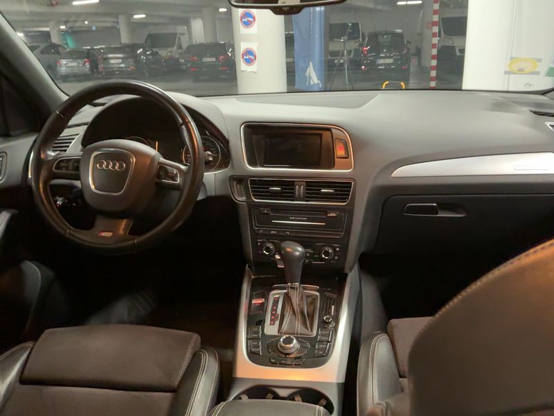 Audi Q5 2.0 TDI quattro S line 2011 – снимка 17