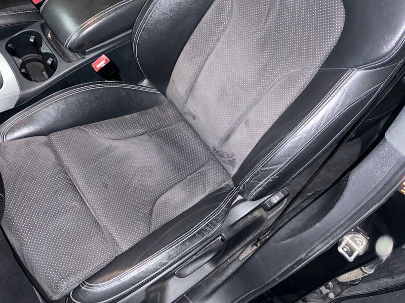 Audi Q5 2.0 TDI quattro S line 2011 – снимка 35