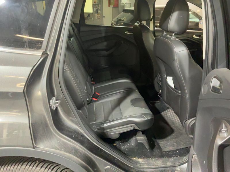 Ford Kuga 2.0 TDCi Titanium 2015 – снимка 19
