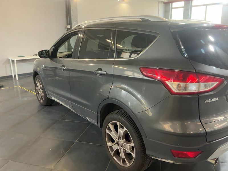 Ford Kuga 2.0 TDCi Titanium 2015 – снимка 6