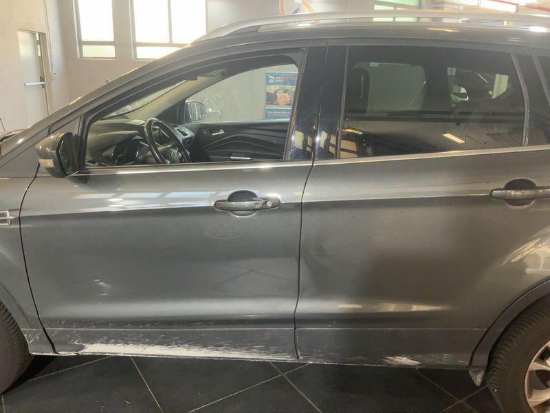 Ford Kuga 2.0 TDCi Titanium 2015 – снимка 4