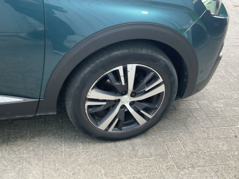 Peugeot 5008 1.6 PureTech Allure 2019 – снимка 11