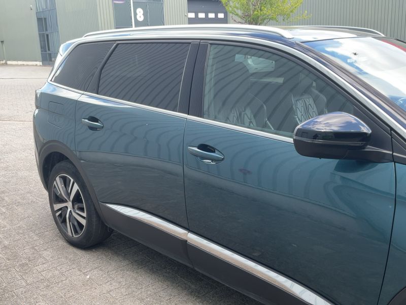 Peugeot 5008 1.6 PureTech Allure 2019 – снимка 12