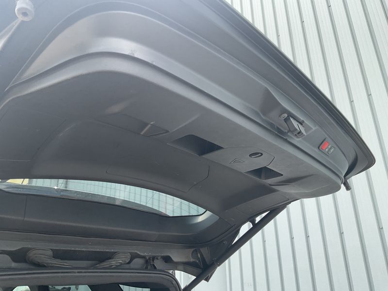 Peugeot 5008 1.6 PureTech Allure 2019 – снимка 44