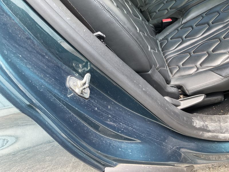 Peugeot 5008 1.6 PureTech Allure 2019 – снимка 24