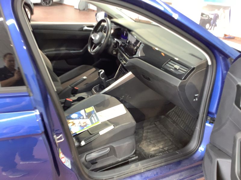Volkswagen Polo 1.0 TSI Life 2023 – снимка 16