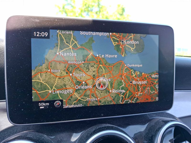 Mercedes-Benz C-Klasse C 220 d BlueTEC Avantgarde 2015 – снимка 13